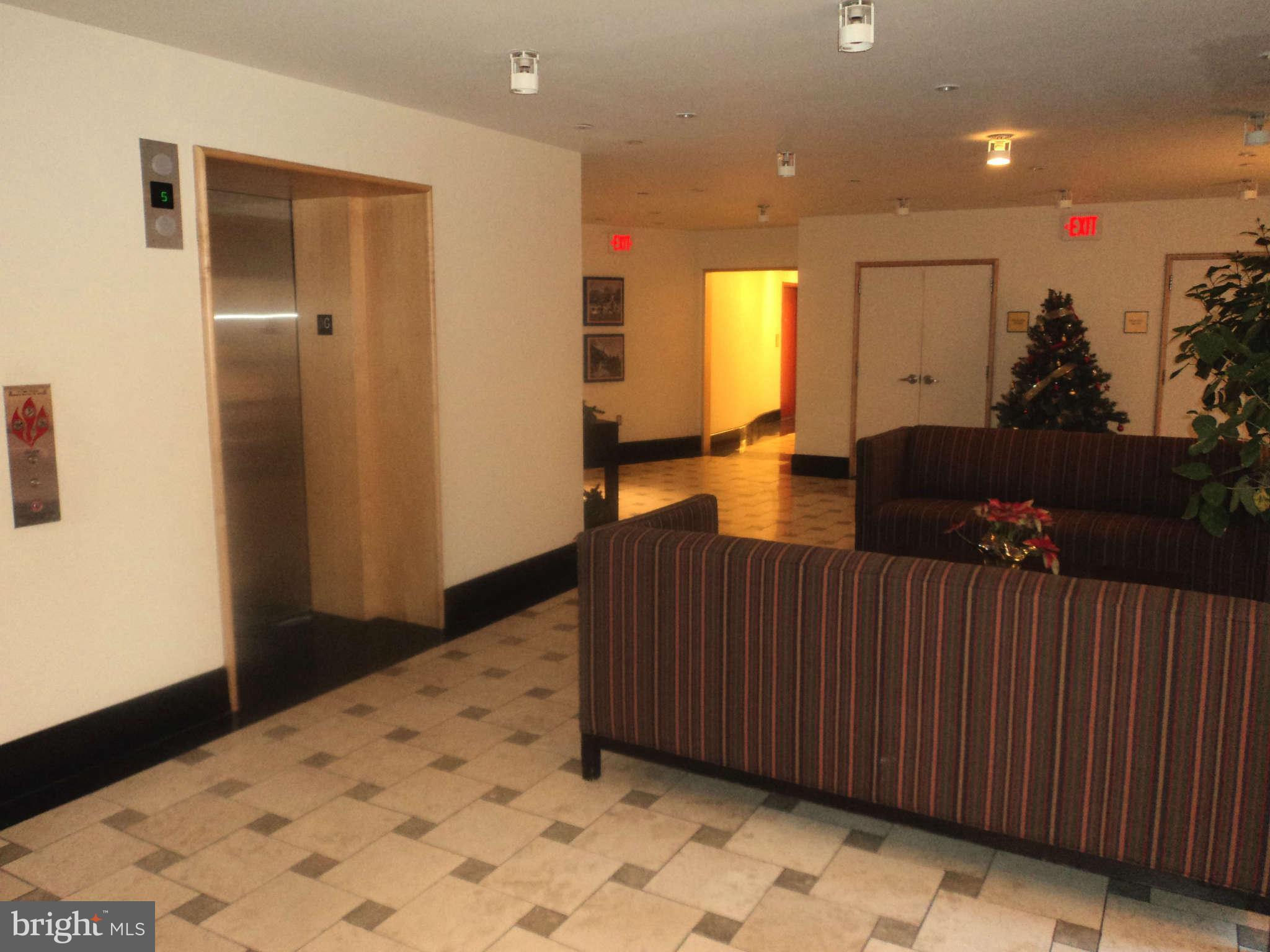 1001 L Street Northwest, Unit 203 Washington, DC 20001 - Photo 6 of 14 Elevator in lobby
