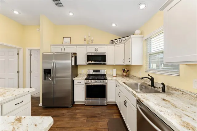 $344,900 | 5949 Flint Loop, The Villages, FL 34762