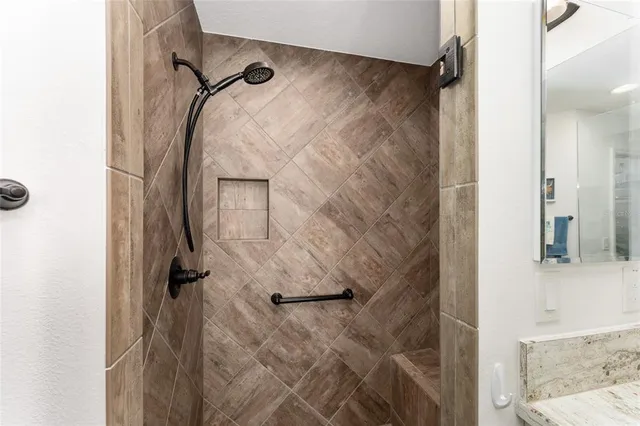 $344,900 | 5949 Flint Loop, The Villages, FL 34762