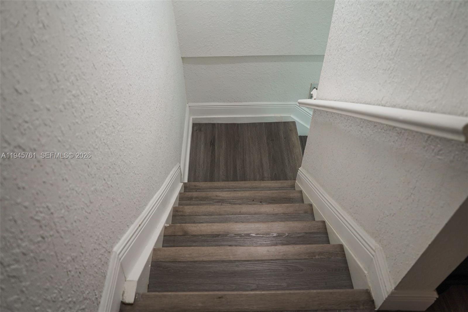 1190 West 33rd Street Hialeah, FL 33012 - Photo 24 of 54 a view of entryway