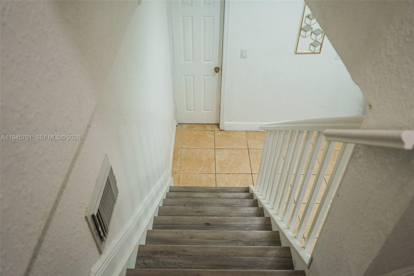 1190 West 33rd Street Hialeah, FL 33012 - Photo 25 of 54 a view of entryway