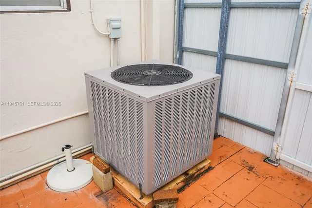 $730,000 | 1190 West 33rd Street, Hialeah, FL 33012