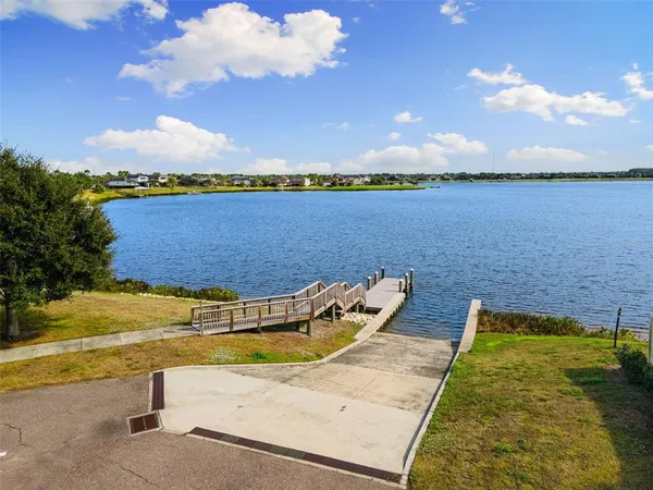 $750,000 | 11702 Lake Lucaya Drive, Riverview, FL 33579