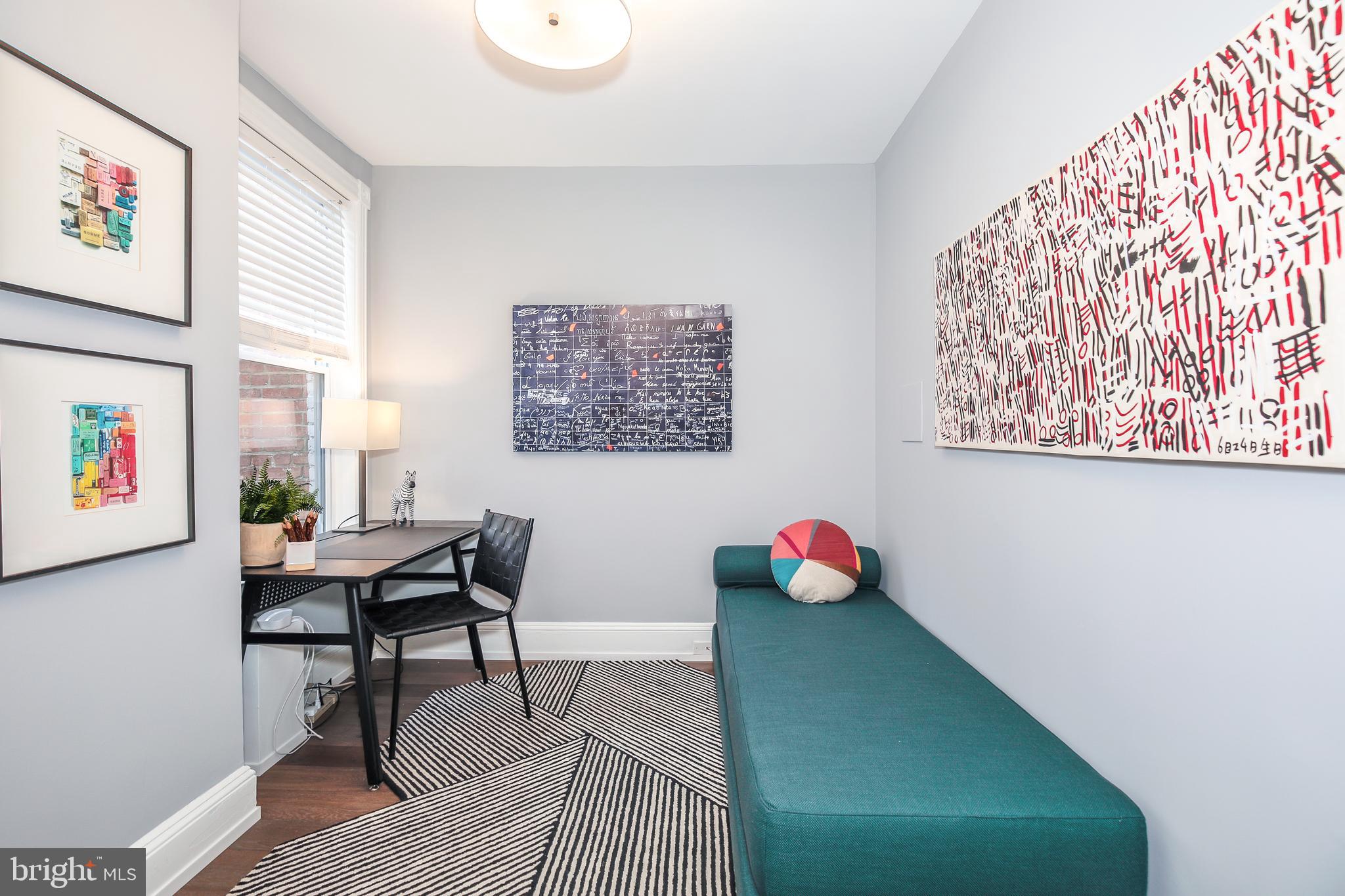 520 12th Street Northeast Washington, DC 20002 - Photo 21 of 37 Bedroom with office setup