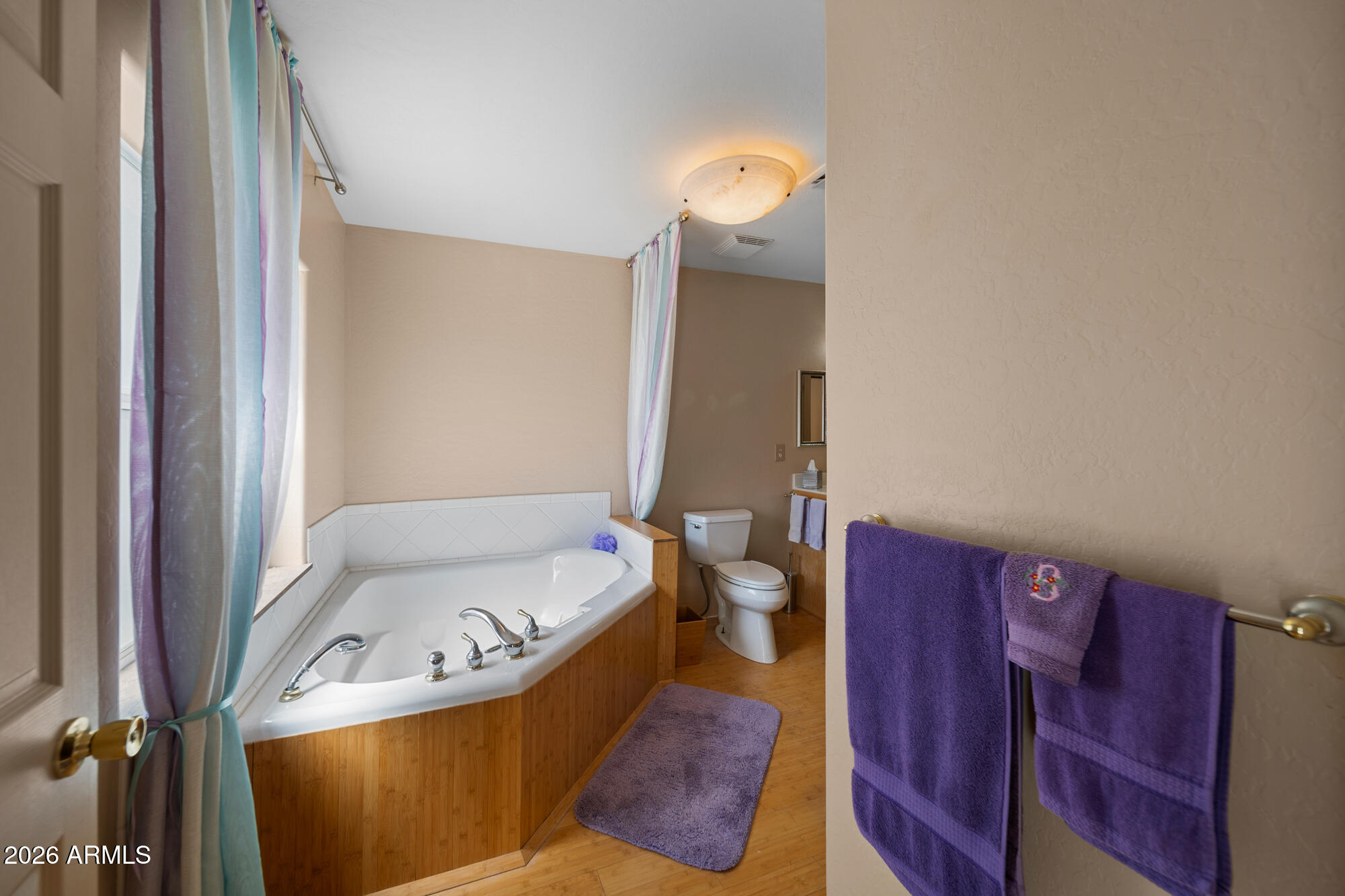 1234 Turkey Hill Road Pinedale, AZ 85934 - Photo 24 of 48 a bathroom with a tub and sink