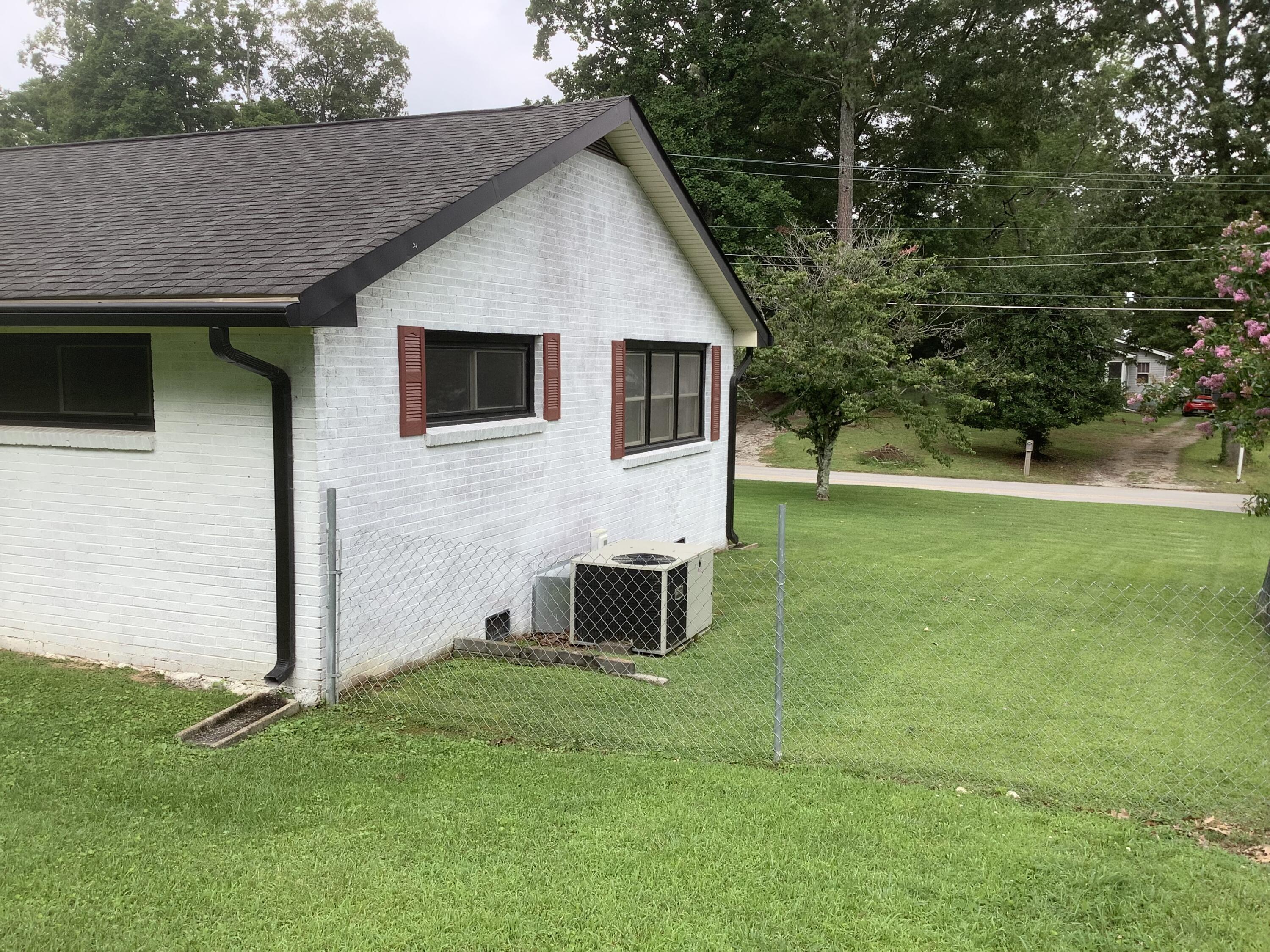 1322 Vance Road Chattanooga, TN 37421 - Photo 7 of 33 IMG_4703