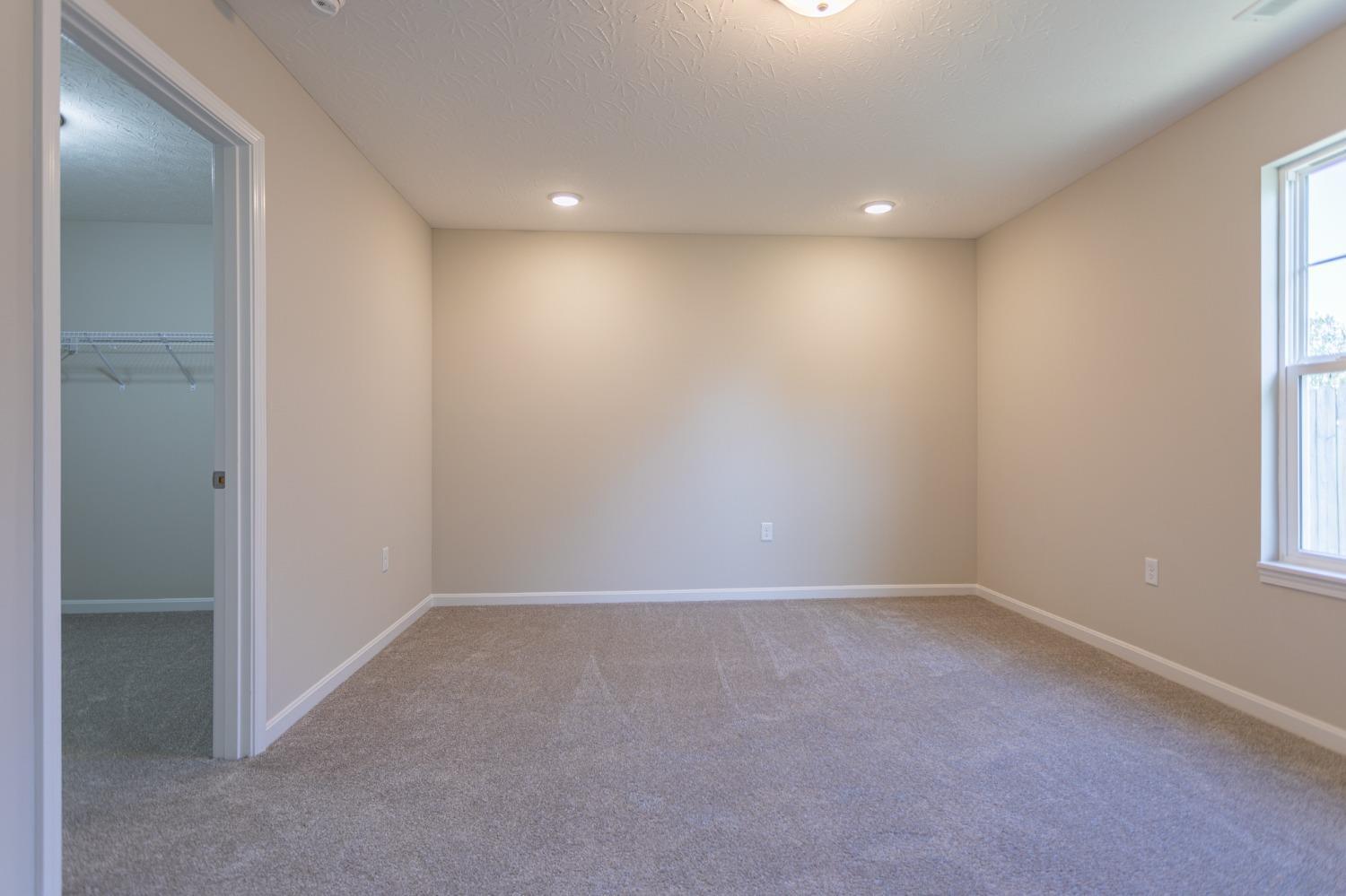720 Diamond Loop Middletown, OH 45044 - Photo 15 of 24