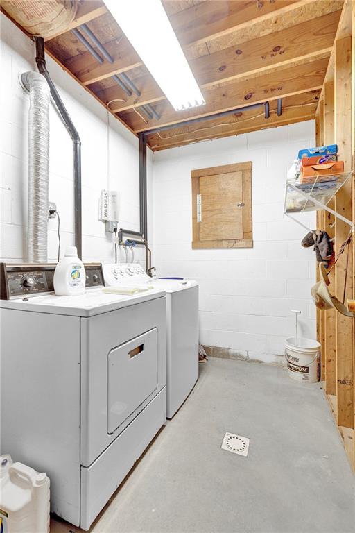 180 Swearingen Road Georgetown, PA 15043 - Photo 20 of 20 a bathroom with a sink and a mirror