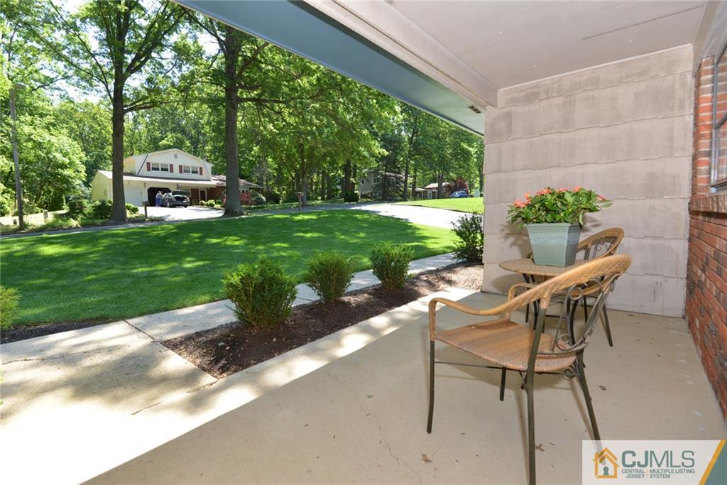 9 Timber Road East Brunswick, NJ 08816 - Photo 3 of 25 Gallery Image 3