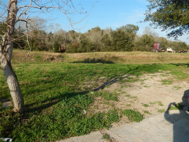 a view of an outdoor space with a lake view