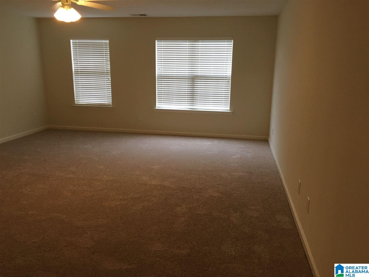 220 Warwick Lane Alabaster, AL 35007 - Photo 8 of 13