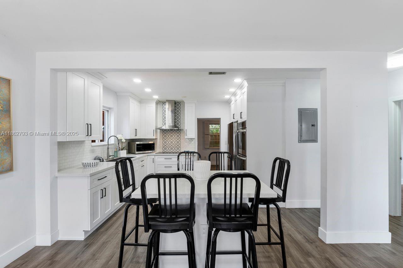 35 Southwest 50th Avenue Miami, FL 33134 - Photo 18 of 27