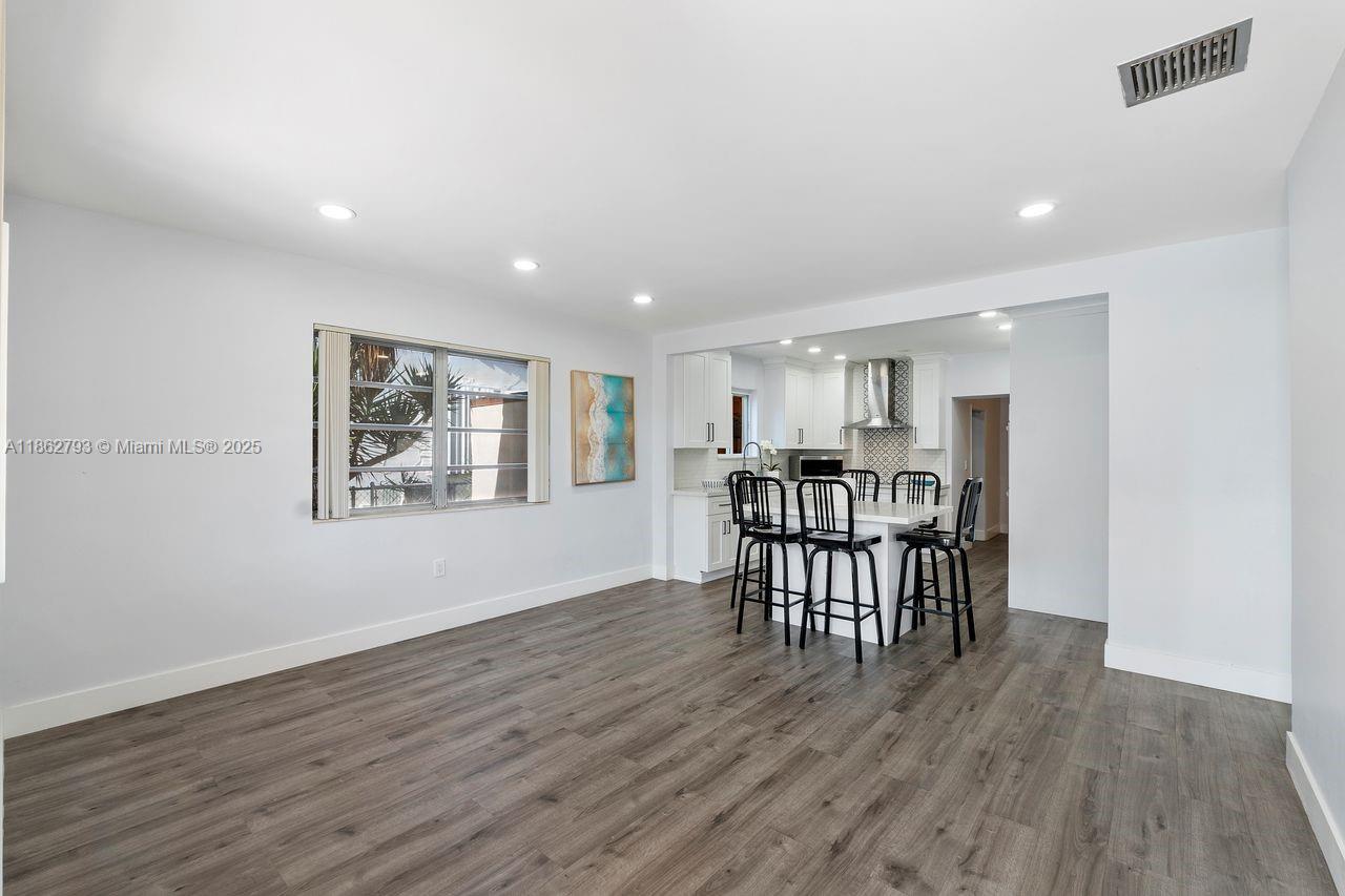 35 Southwest 50th Avenue Miami, FL 33134 - Photo 19 of 27 Open Living Room