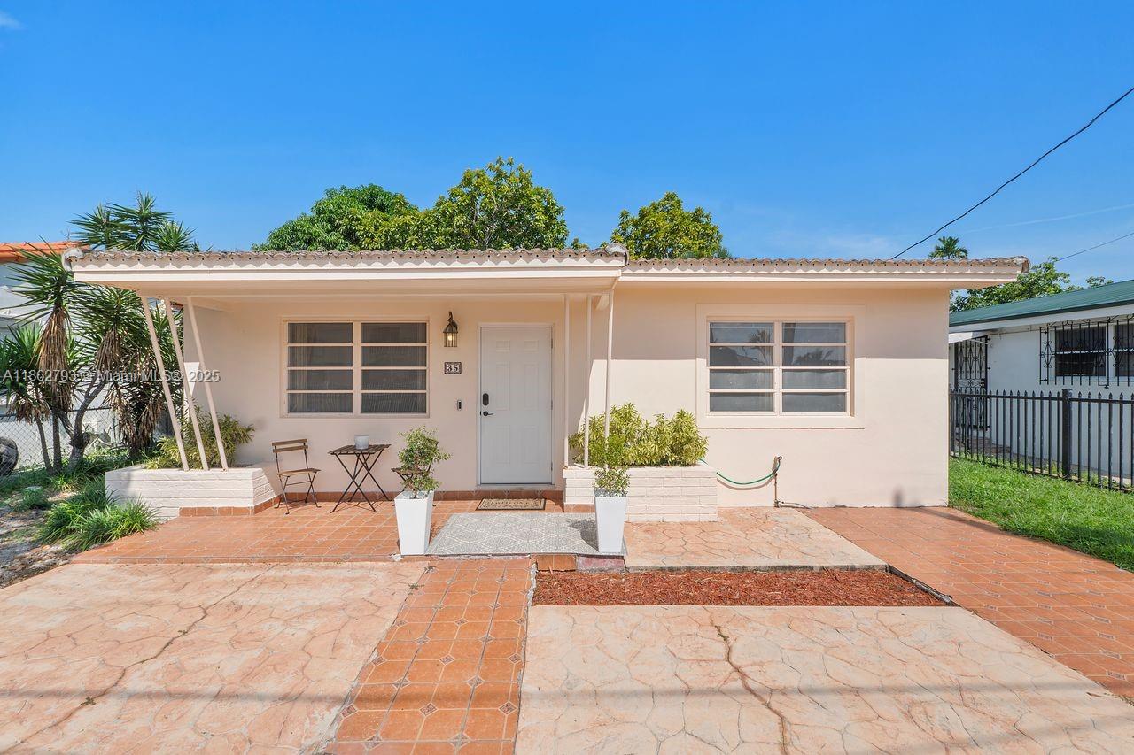 35 Southwest 50th Avenue Miami, FL 33134 - Photo 3 of 27