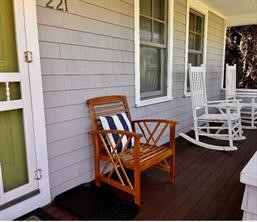 221 Purgatory Road Middletown, RI 02842 - Photo 2 of 9