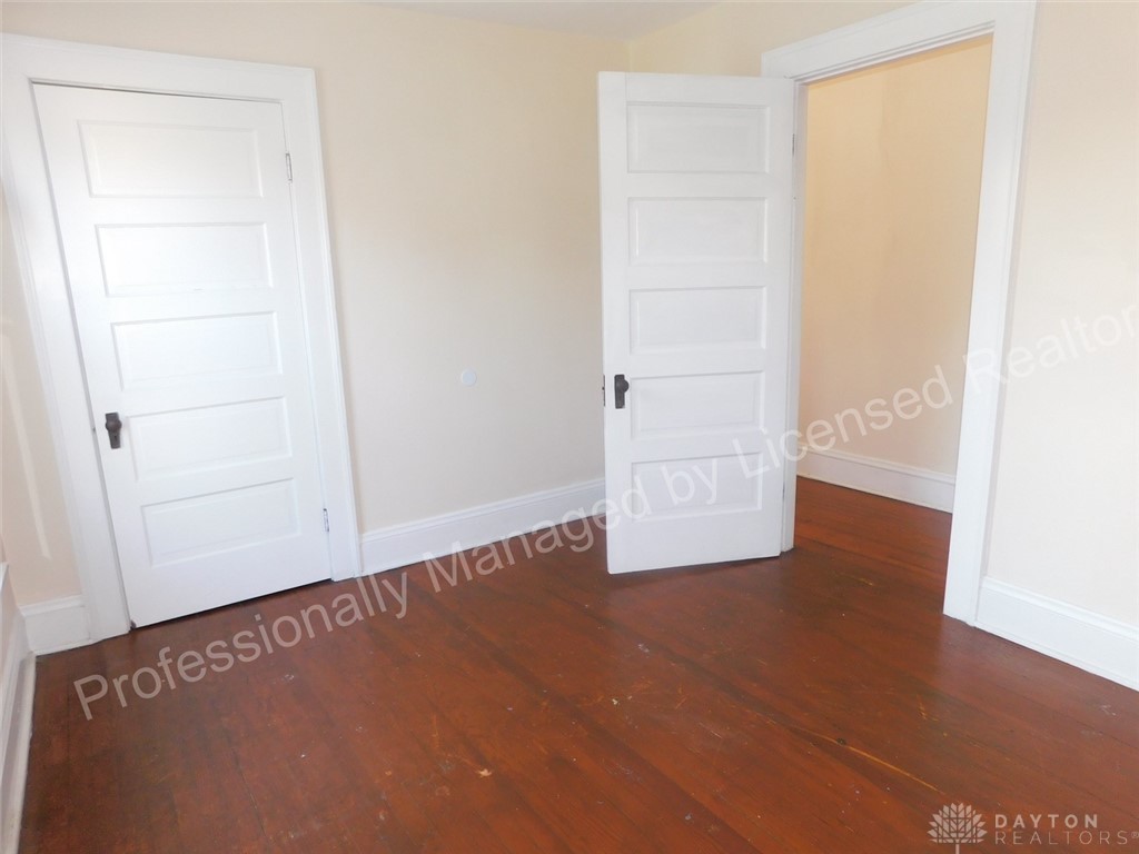 1452 1/2 North Limestone Street Springfield, OH 45503 - Photo 4 of 13