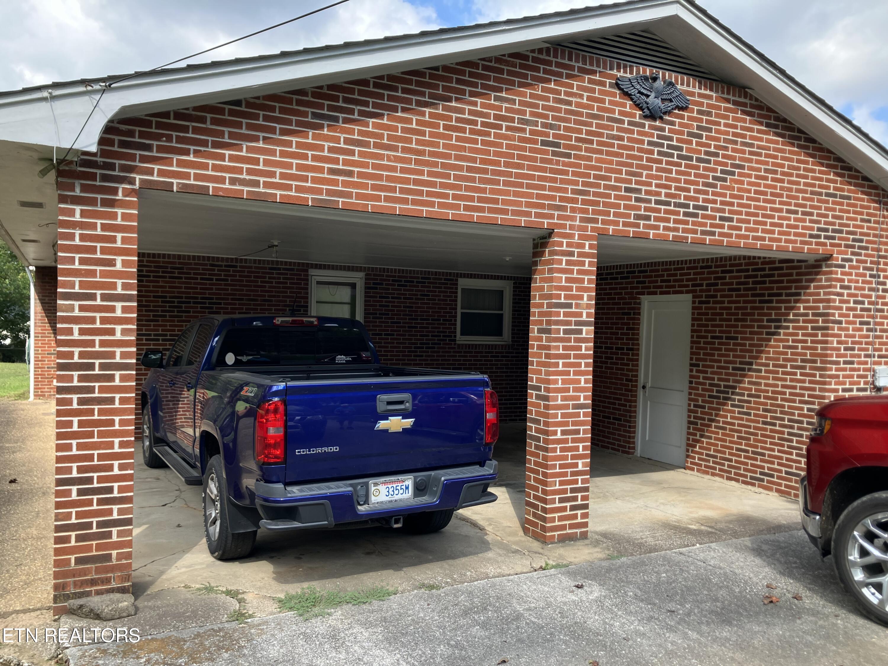 7101 Oakmeade Road Powell, TN 37849 - Photo 13 of 43 IMG_3951