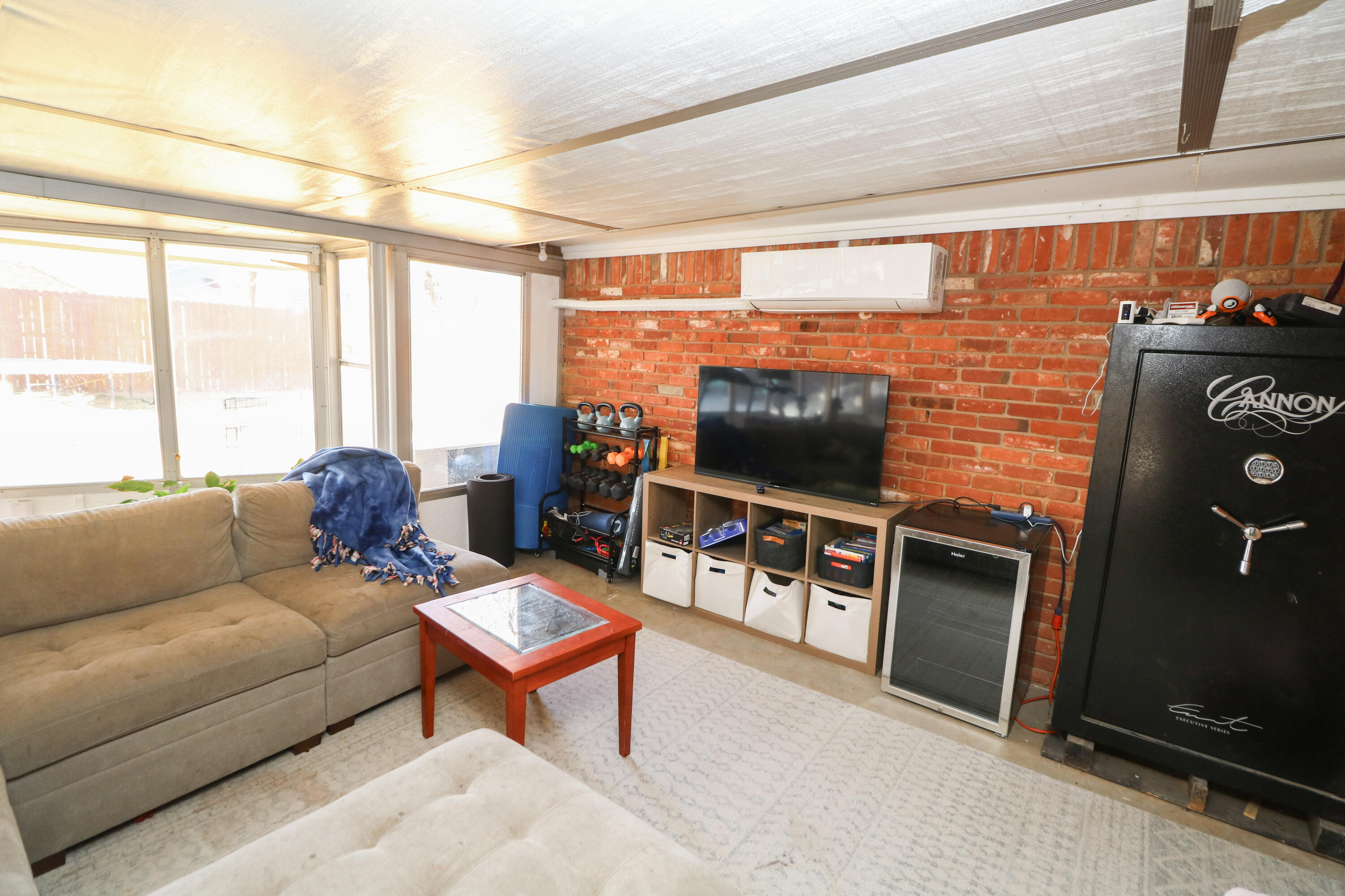 307 East 22nd Street Littlefield, TX 79339 - Photo 22 of 29 26 - Sunroom 1