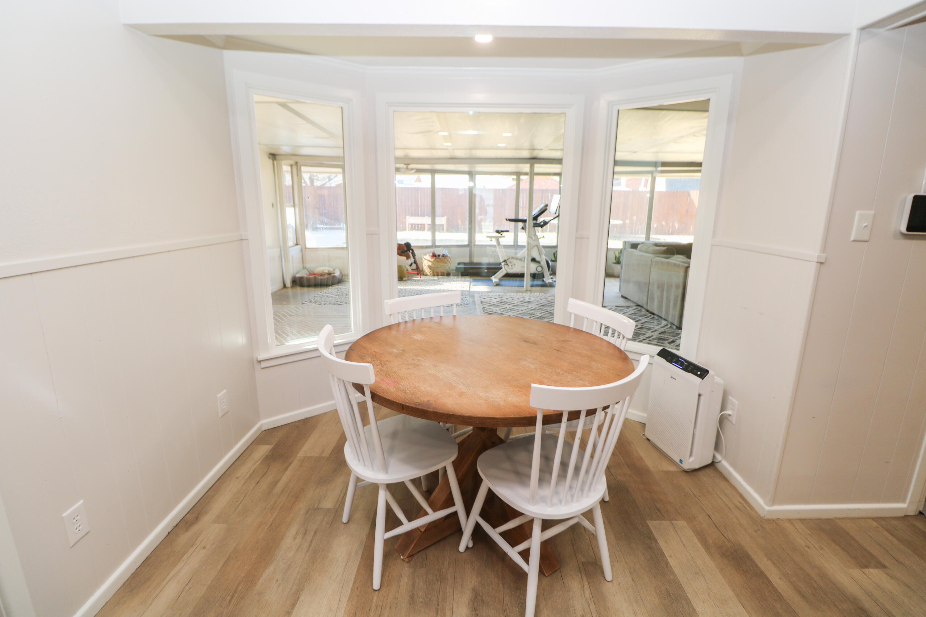 307 East 22nd Street Littlefield, TX 79339 - Photo 7 of 29 10 - Kitchen Table 1