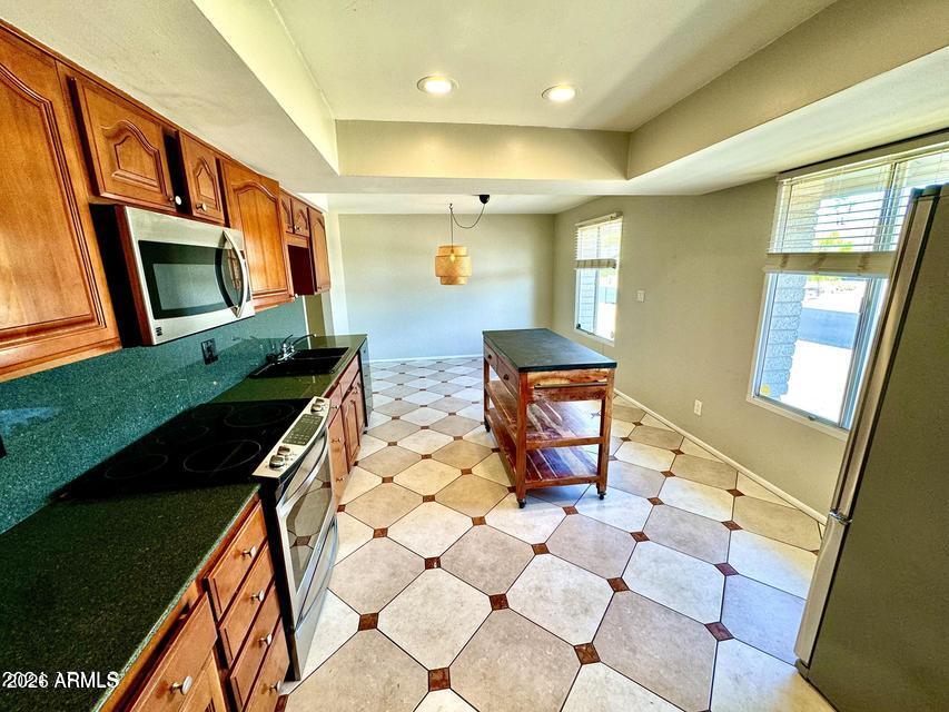 3635 East Bloomfield Road Phoenix, AZ 85032 - Photo 7 of 21