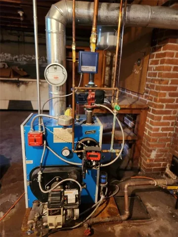 $475,000 | 104 Old Great Road, North Smithfield, RI 02896