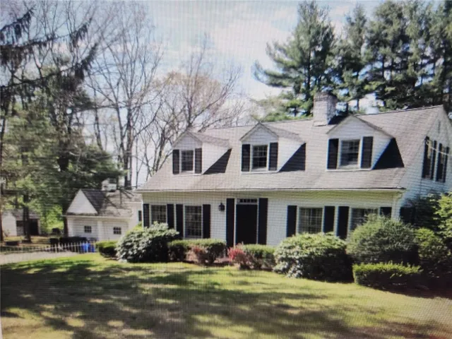 $475,000 | 104 Old Great Road, North Smithfield, RI 02896