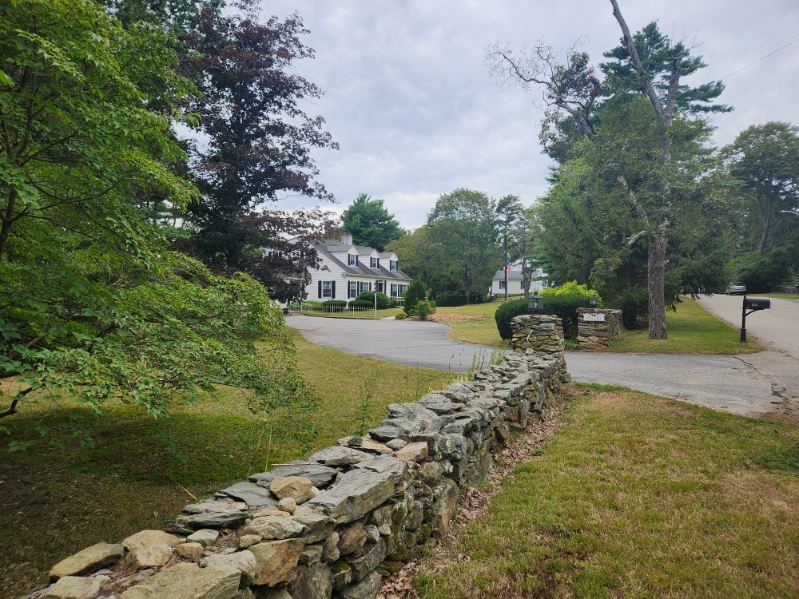 104 Old Great Road North Smithfield, RI 02896 - Photo 7 of 46