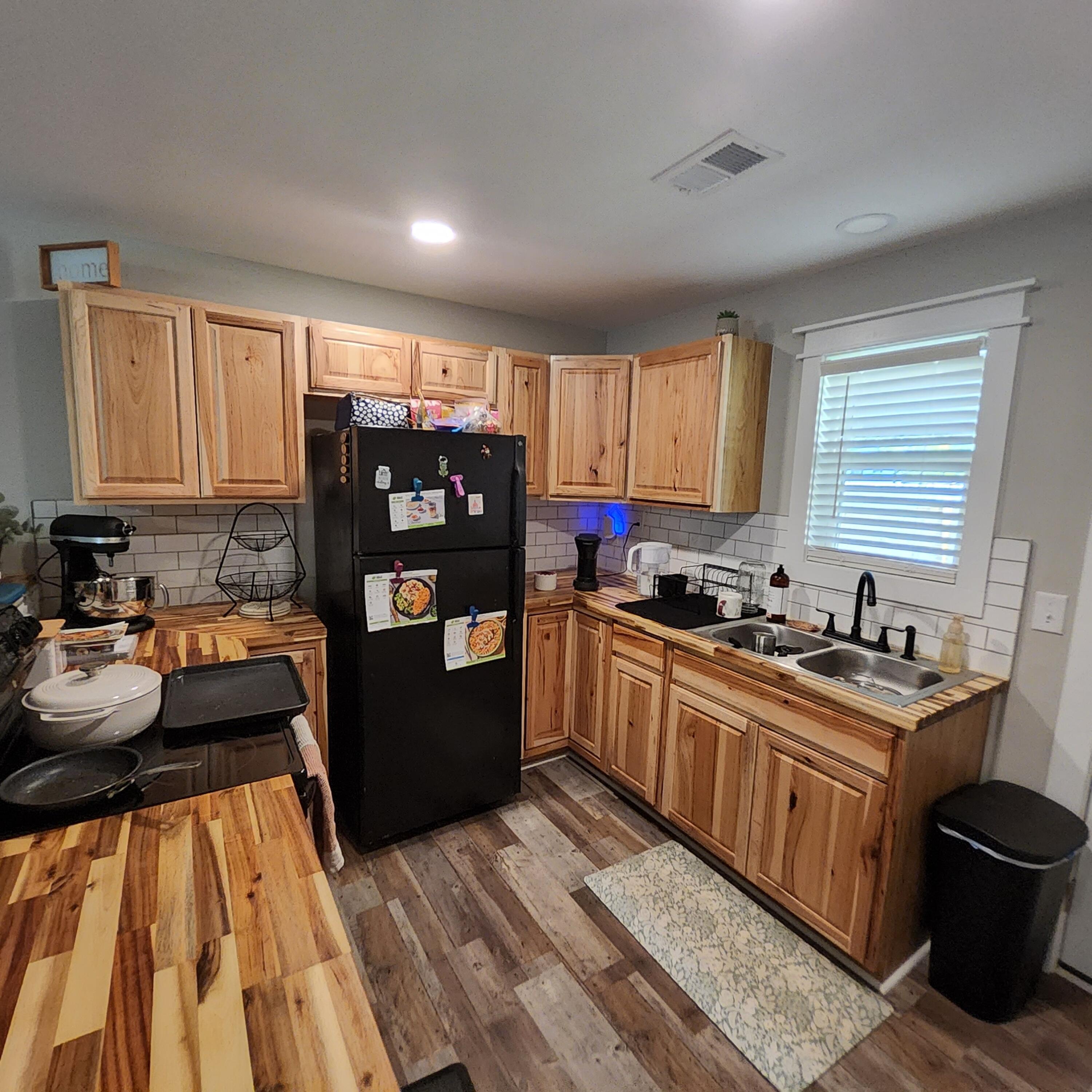 315 East Clark Street Pinewood, SC 29125 - Photo 4 of 10 20241007_133945