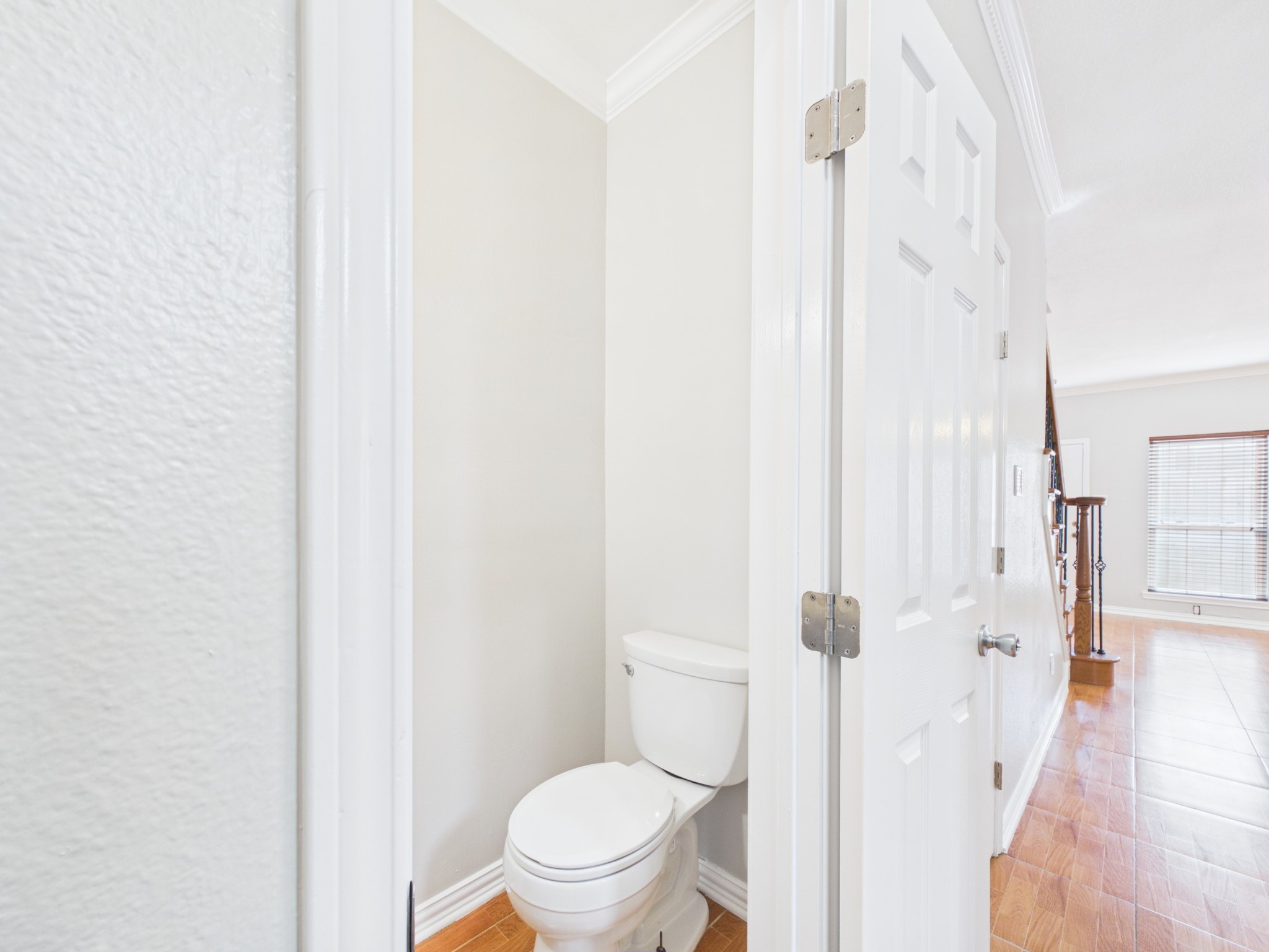 4001 Tanglewilde Street, Unit 709 Houston, TX 77063 - Photo 9 of 23 Stylish powder room located on the main level