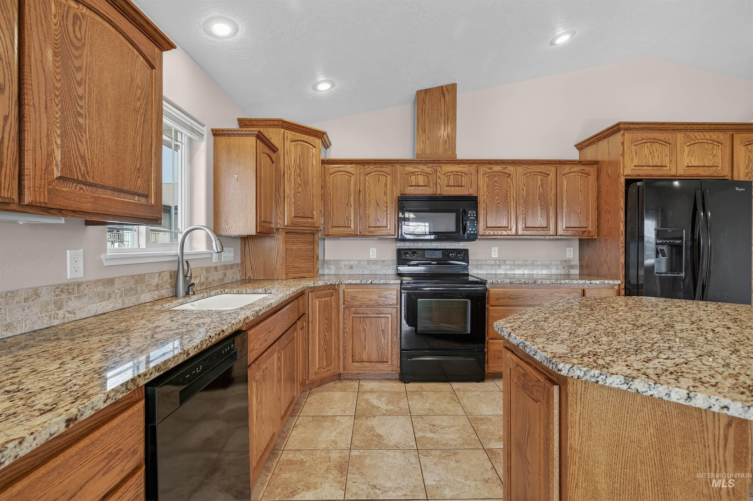 3524 10th Street Lewiston, ID 83501 - Photo 8 of 48