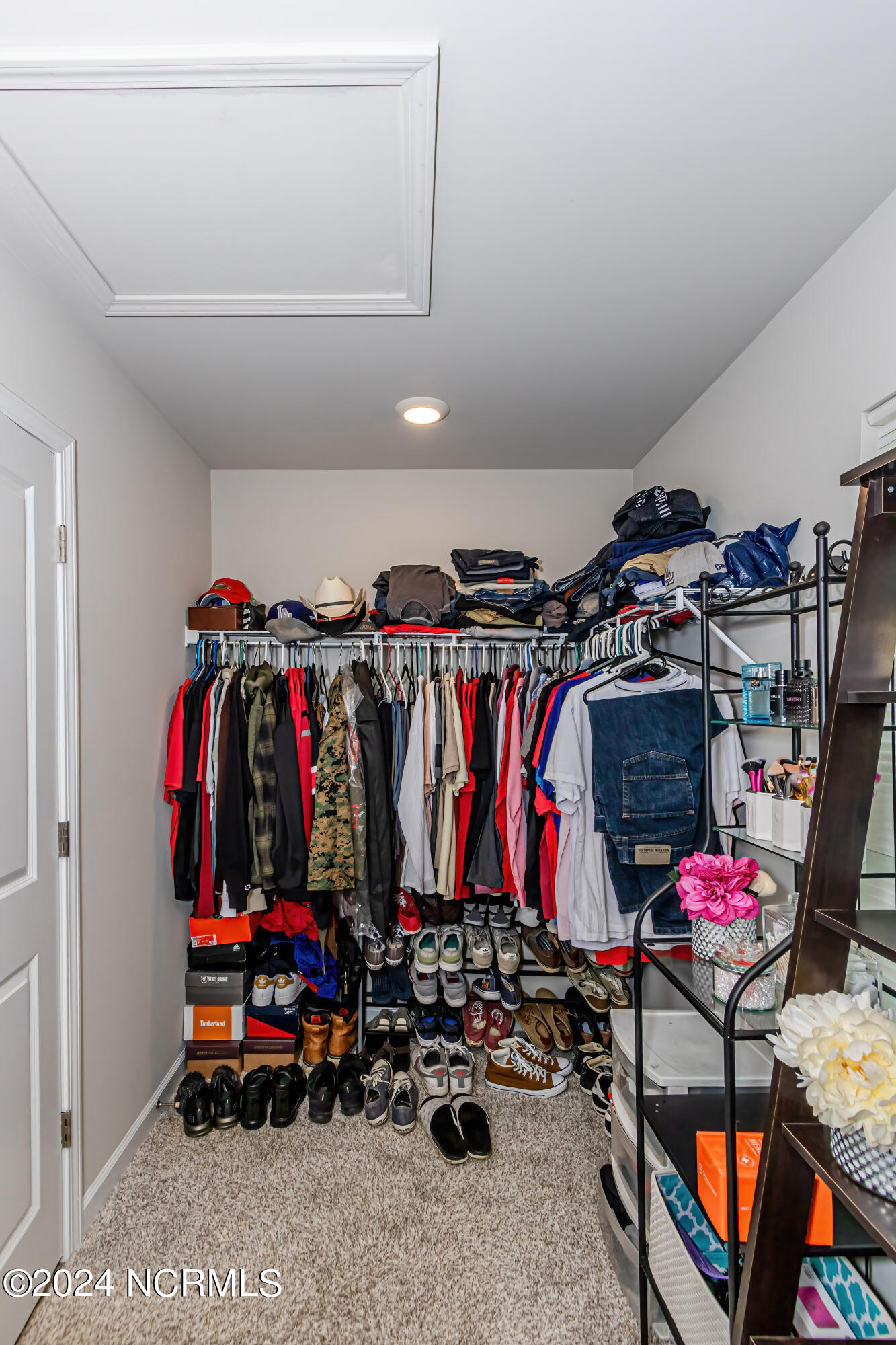165 Hawks Point Road Jacksonville, NC 28540 - Photo 27 of 73 Primary closet