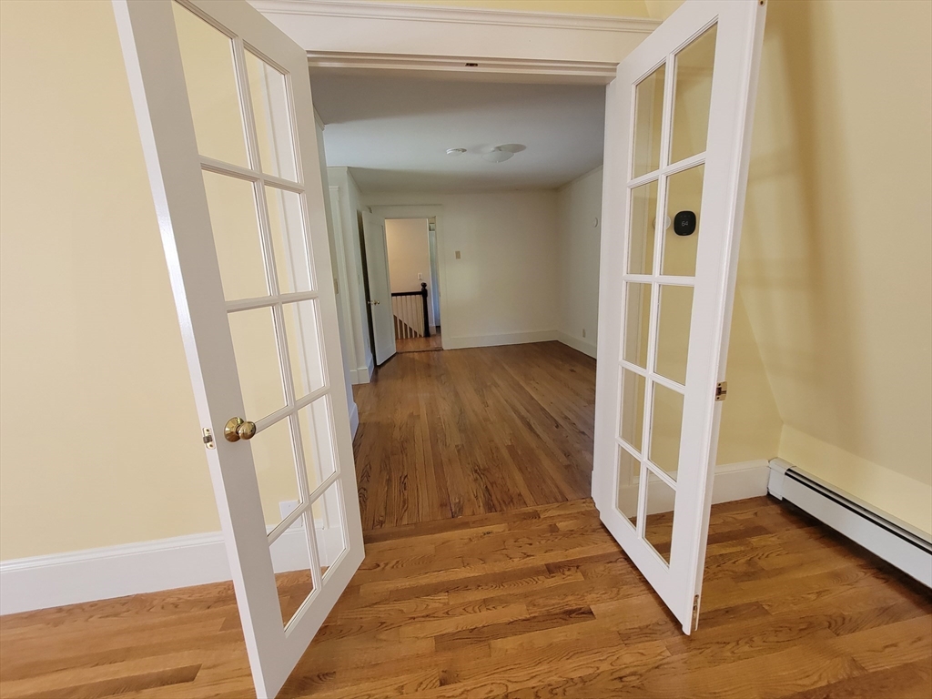 18 Tappan Road Wellesley, MA 02482 - Photo 11 of 28