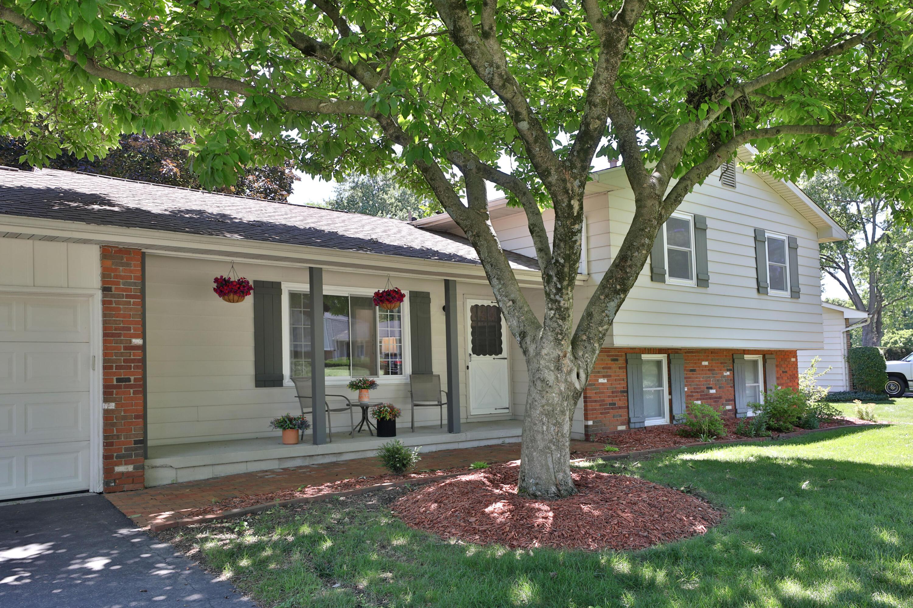 6666 Millbrae Road Columbus, OH 43235 - Photo 2 of 44