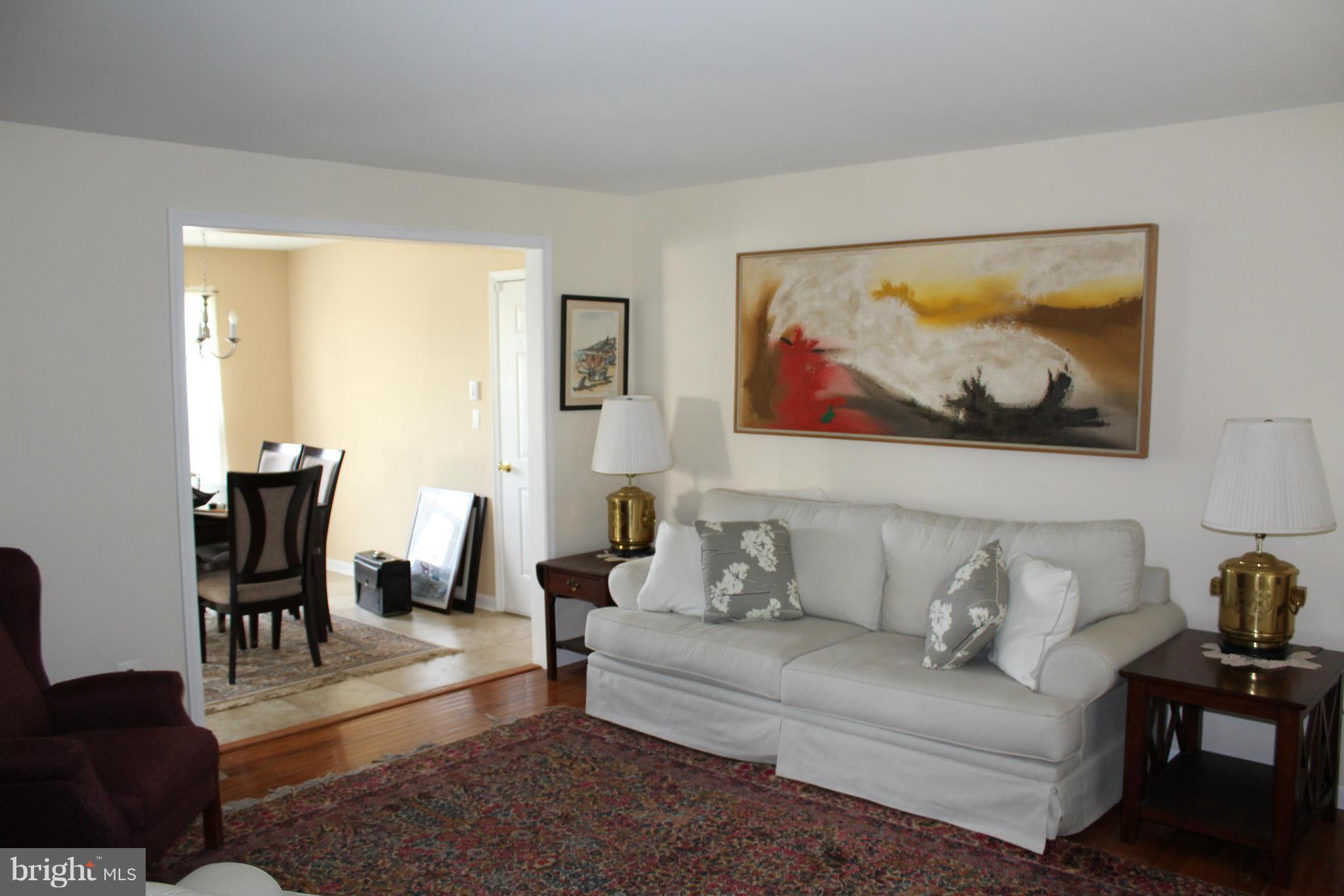 6204 Patuxent Quarter Road Hanover, MD 21076 - Photo 3 of 30 Living Room