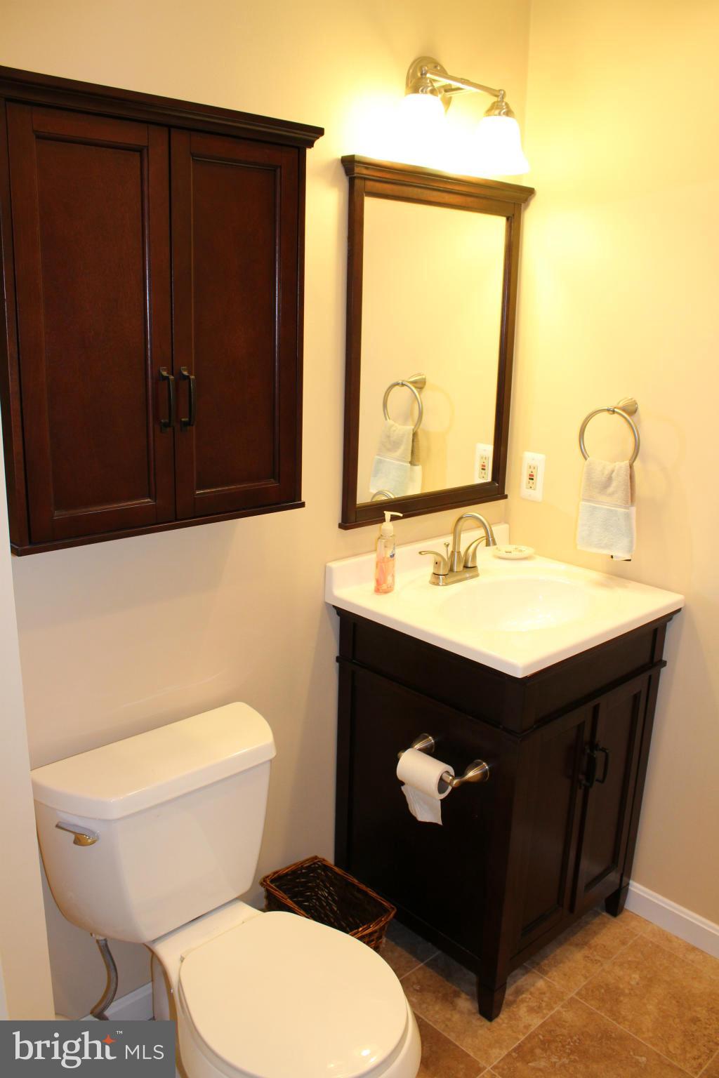 6204 Patuxent Quarter Road Hanover, MD 21076 - Photo 25 of 30 Bath