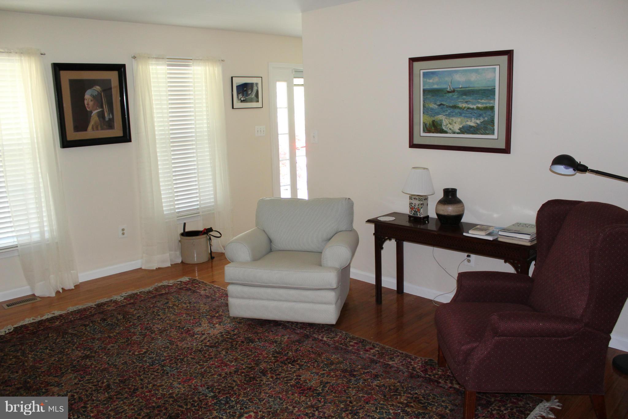 6204 Patuxent Quarter Road Hanover, MD 21076 - Photo 5 of 30 Living Room
