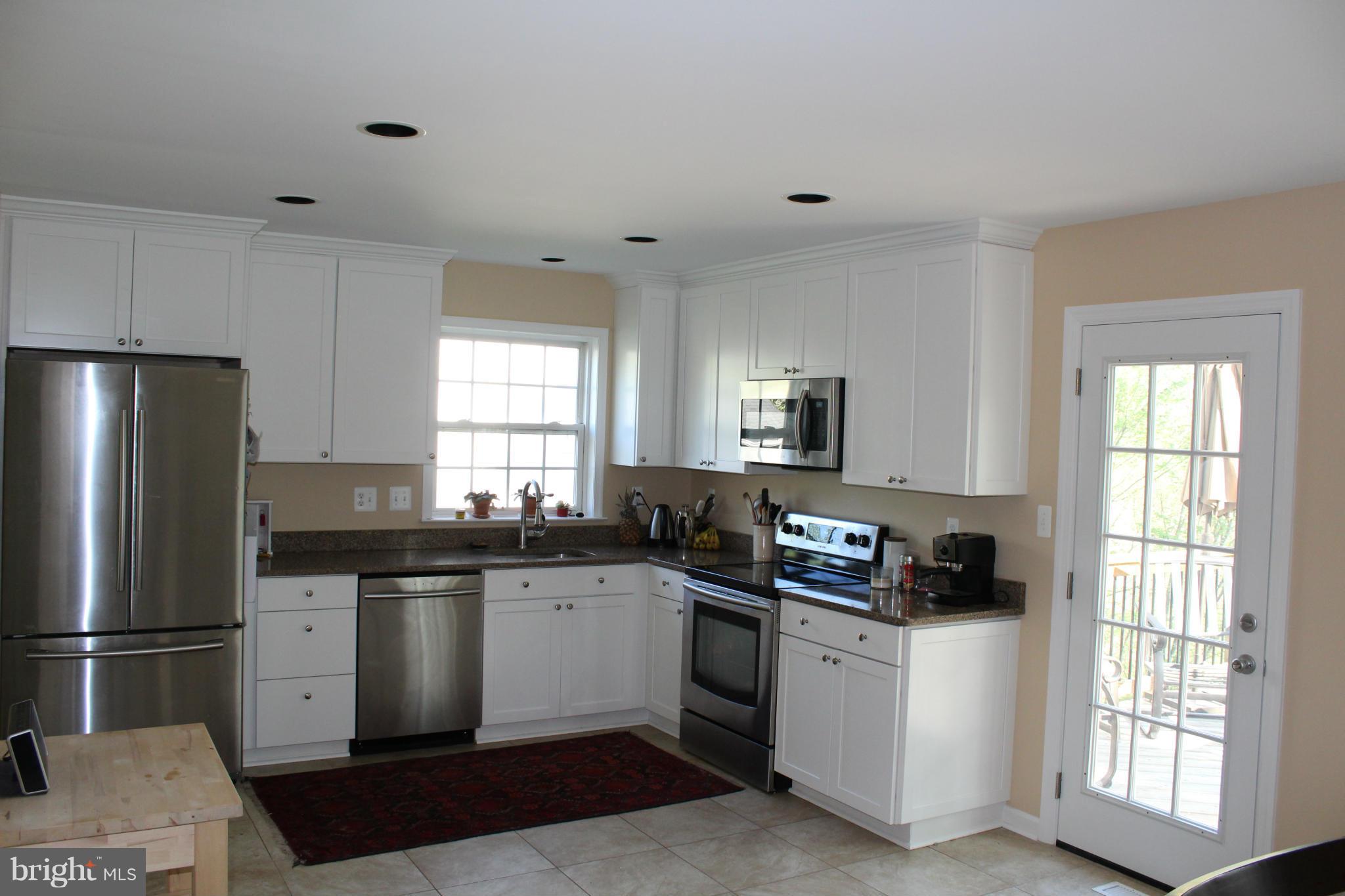 6204 Patuxent Quarter Road Hanover, MD 21076 - Photo 9 of 30 Kitchen