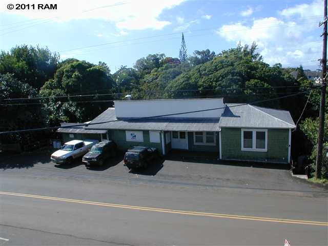 366 West Kuiaha Road Haiku, HI 96708 - Photo 1 of 1 a front view of a house with yard