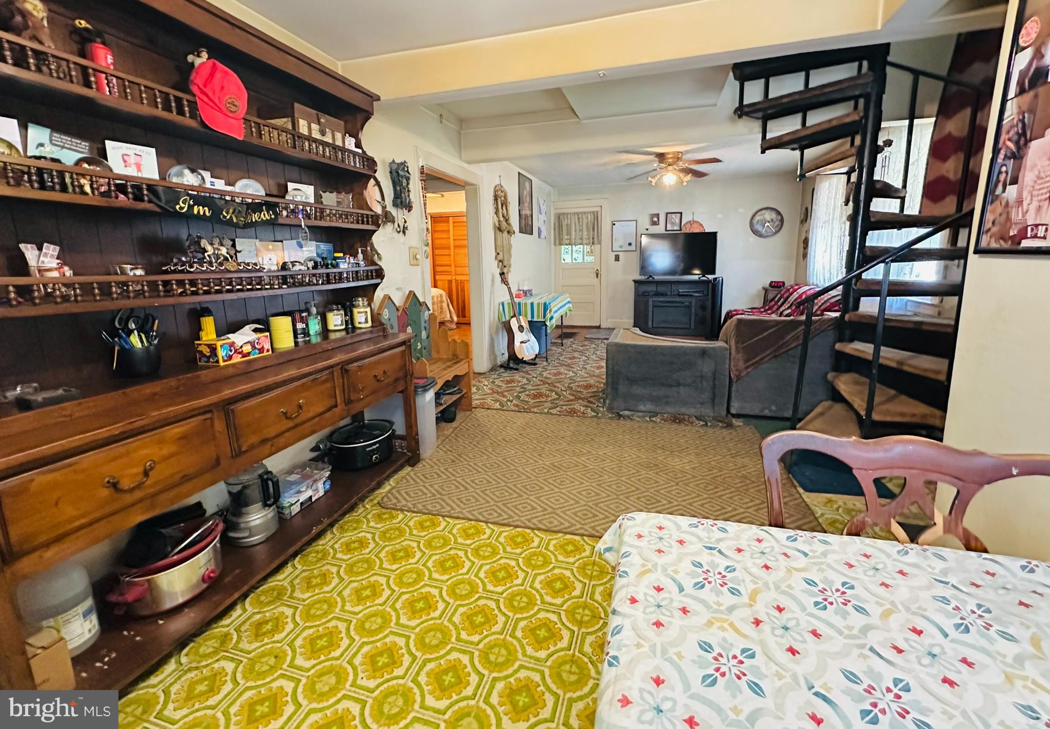 8608 Oak Road Baltimore, MD 21219 - Photo 19 of 37