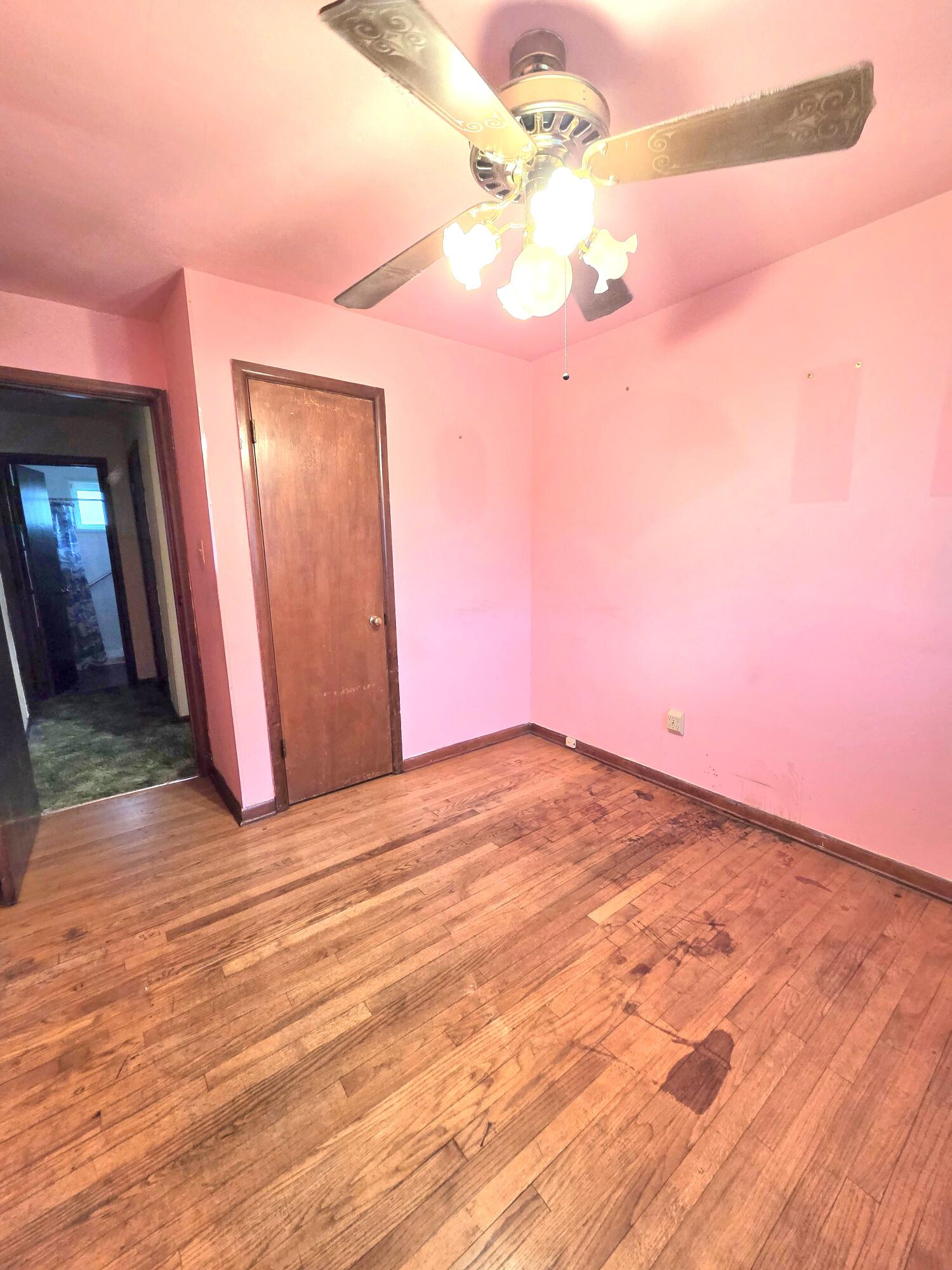 709 Porter Street Gary, IN 46406 - Photo 9 of 17 1500x2000