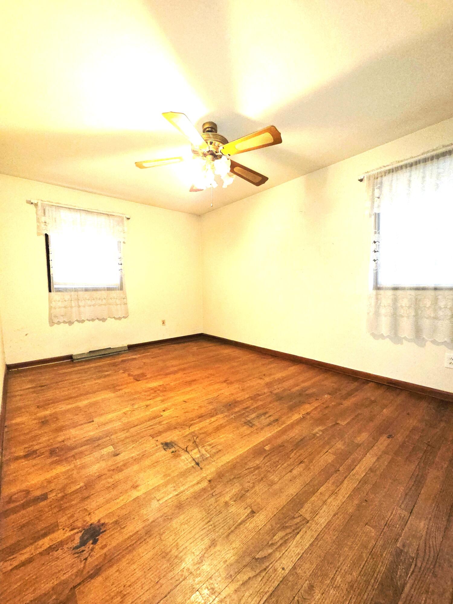 709 Porter Street Gary, IN 46406 - Photo 10 of 17 1500x2000