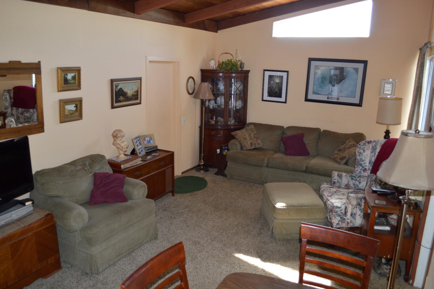 288 Manfre Road Watsonville, CA 95076 - Photo 4 of 17 Gallery Image 4