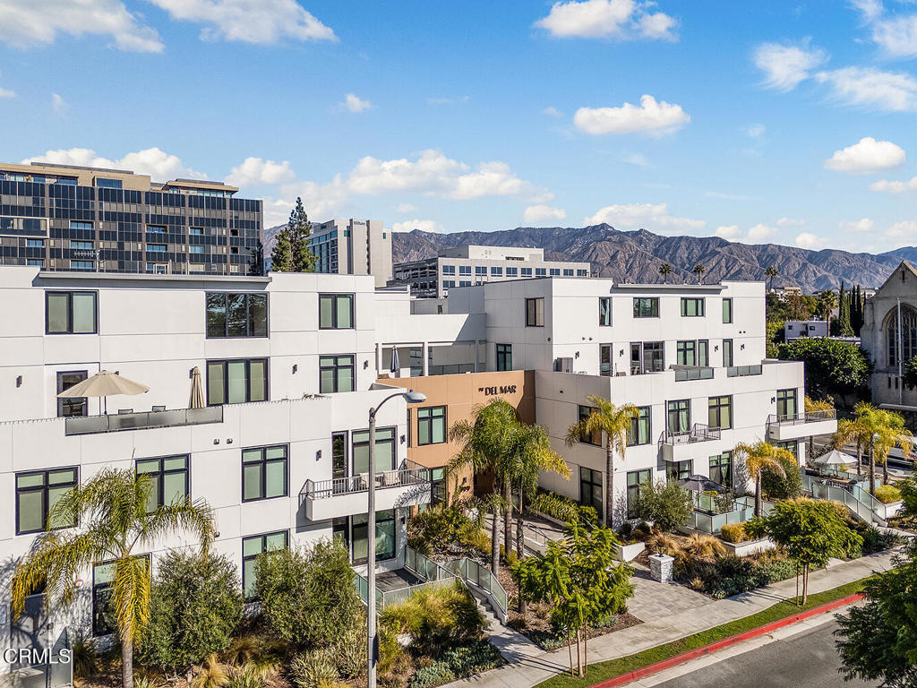 399 East Del Mar Boulevard, Unit 308 Pasadena, CA 91101 - Photo 32 of 32 a view of a city that has tall buildings