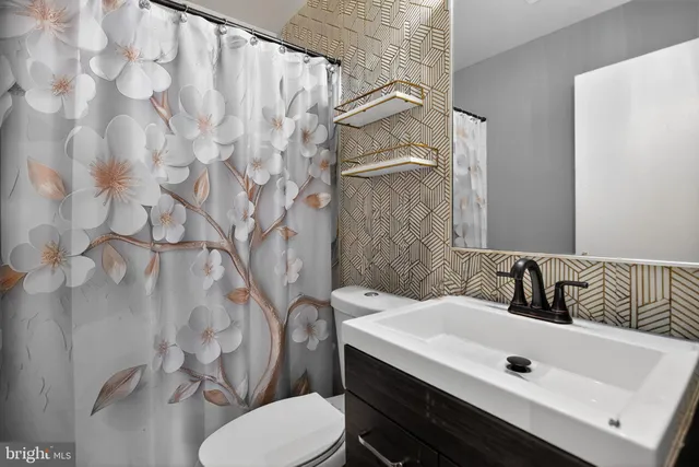 $410,000 | 4603 Eaton Drive, Suitland, MD 20746