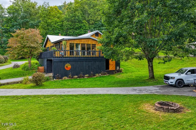 $539,700 | 1708 Highway 143, Roan Mountain, TN 37687