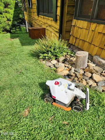 $539,700 | 1708 Highway 143, Roan Mountain, TN 37687