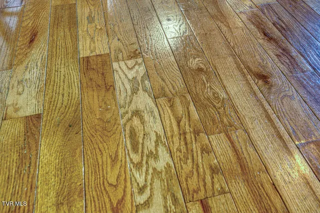 $539,700 | 1708 Highway 143, Roan Mountain, TN 37687