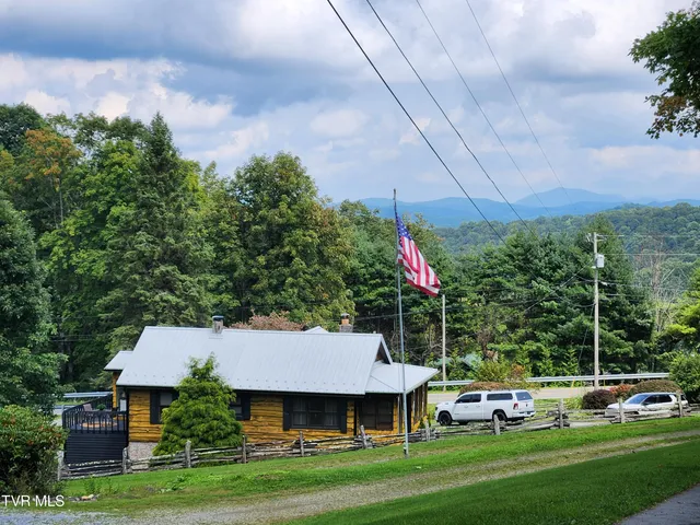 $539,700 | 1708 Highway 143, Roan Mountain, TN 37687