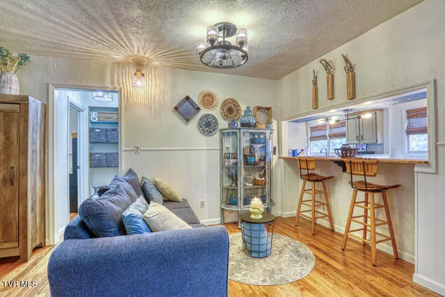 $539,700 | 1708 Highway 143, Roan Mountain, TN 37687