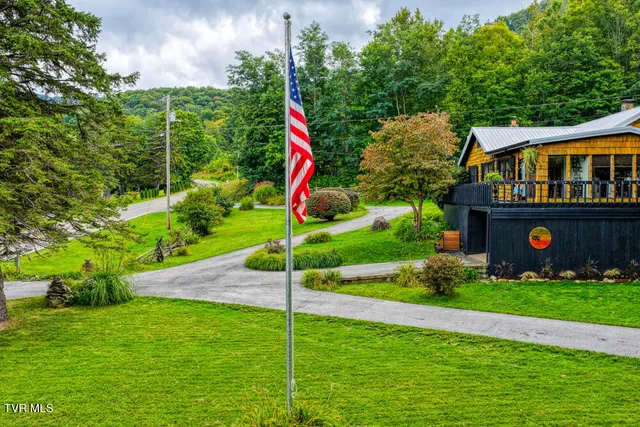 $539,700 | 1708 Highway 143, Roan Mountain, TN 37687